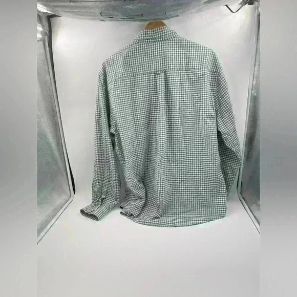 Izod Men’s Soft Wash Essentials Button Up Shirt Large 16/16.5 34/35 Green Plaid - Picture 10 of 11